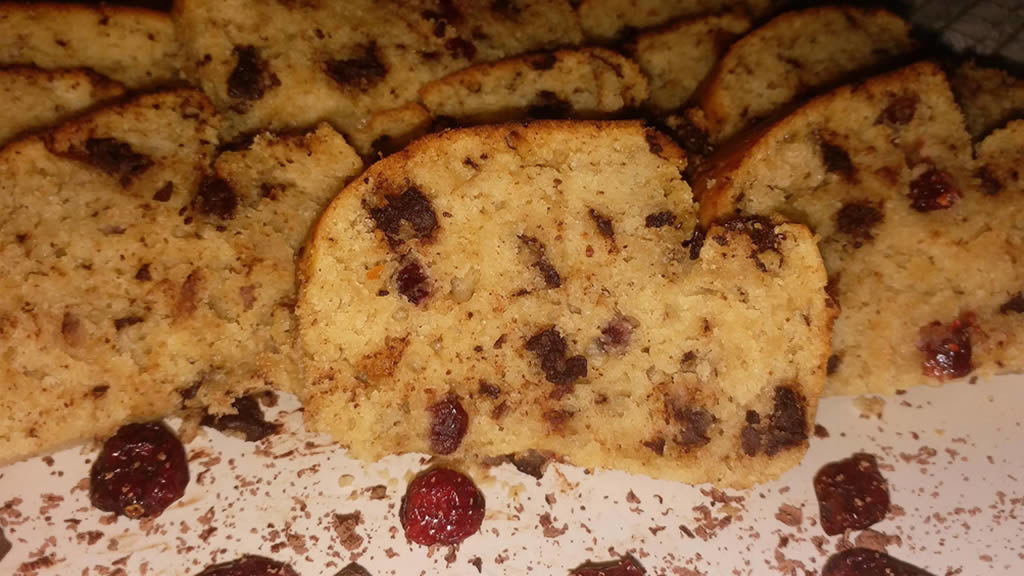 Gâteau aux cranberries et au chocolat vegan