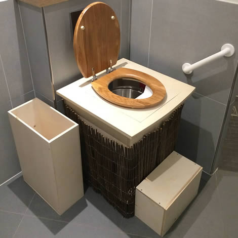 Les toilettes sèches adaptables d'intérieur