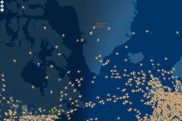 La route des vols commerciaux de l'Asie vers l'Amérique du Nord passe au dessus du pôle Nord.